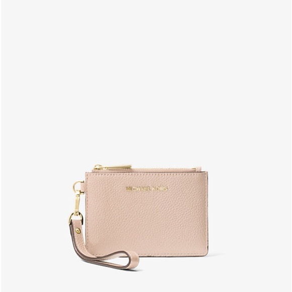 Michael Kors Soft Pink Leather Coin Purse Card Slot Wristlet ZipUp Wallet Travel - Picture 1 of 14